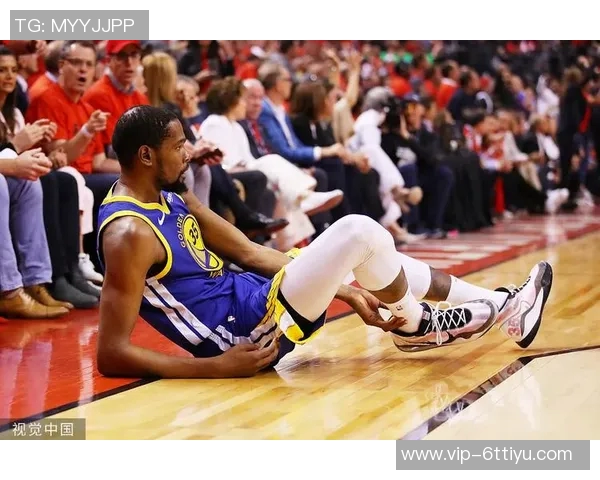 小腿轻微拉伤影响出战计划戴维斯本周将重新评估伤情