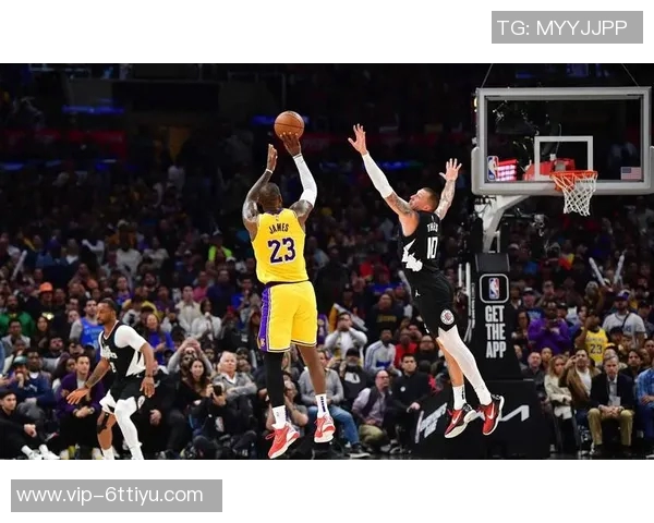 詹姆斯强调队友的努力与可靠性认为与不勤奋者难以产生共鸣